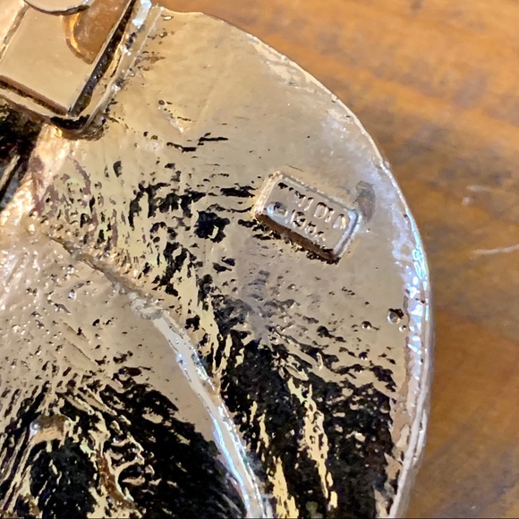 Vintage 1980’s Mimi Di Ni Golden Leaf Buckle - Picture 4 of 9